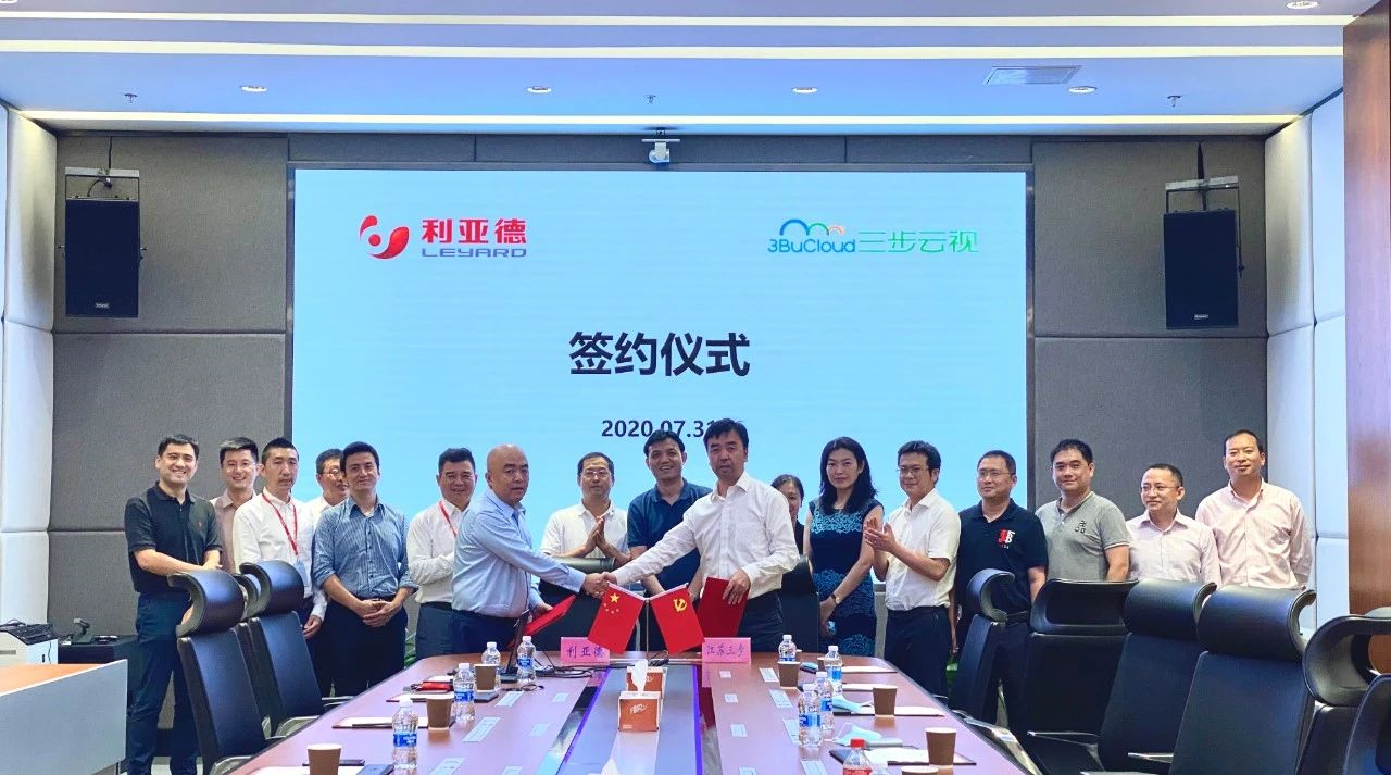 26b042a9-e587-4247-98b6-7dfe418543cf