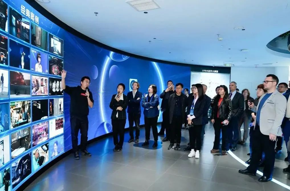 霸榜 | 四大榜单尽数席卷，非凡国际陆续五年斩获“极光”大奖