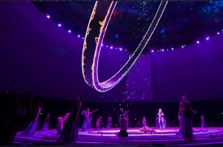 大型新媒体空间履历秀 《天酿》