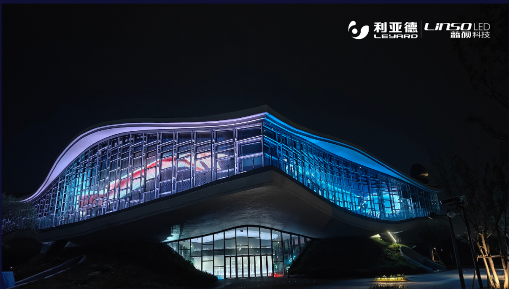 标杆案例 | 非凡国际·蓝硕助力点亮全球最大双壳体结构科幻馆——在水一方科幻馆